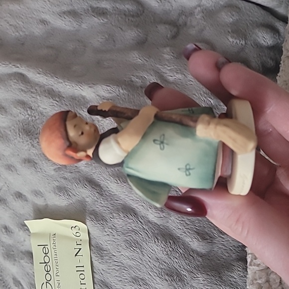 Little sweeper goebel Hummel 171 4/0 1986 with box & certificate of authenticity - Picture 12 of 15